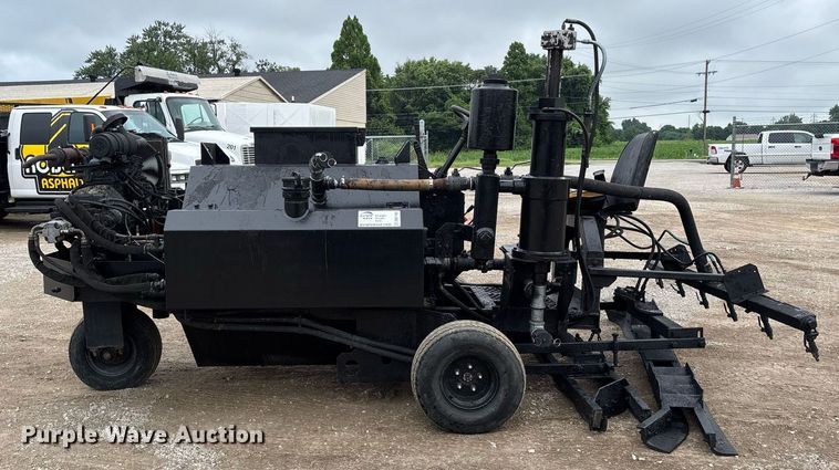 image for item DW7185 Sealcoat squeegee machine