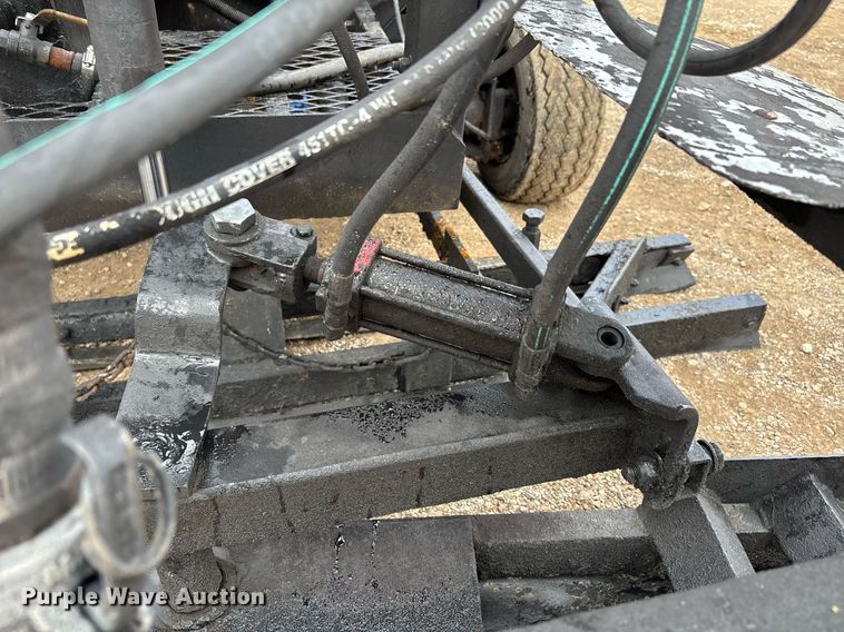 image for item DW7185 Sealcoat squeegee machine