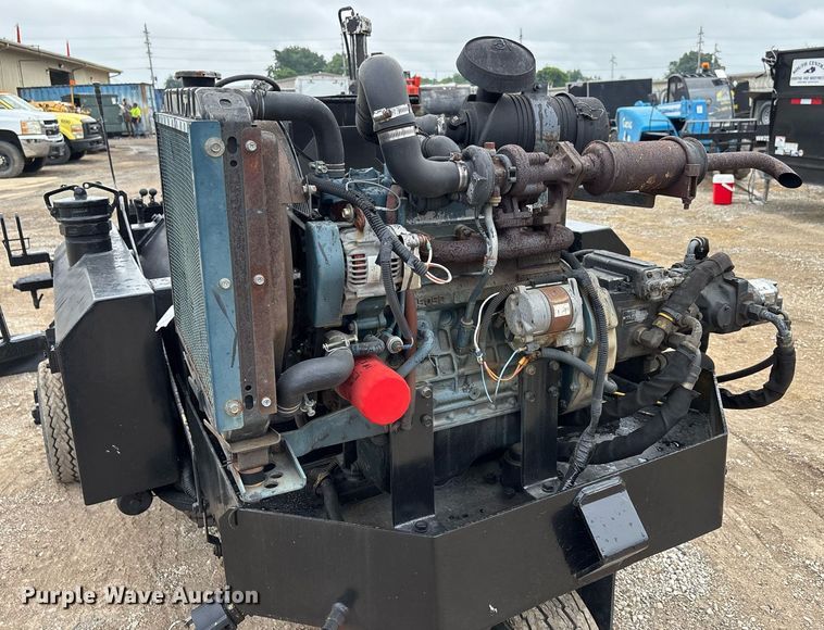 image for item DW7185 Sealcoat squeegee machine