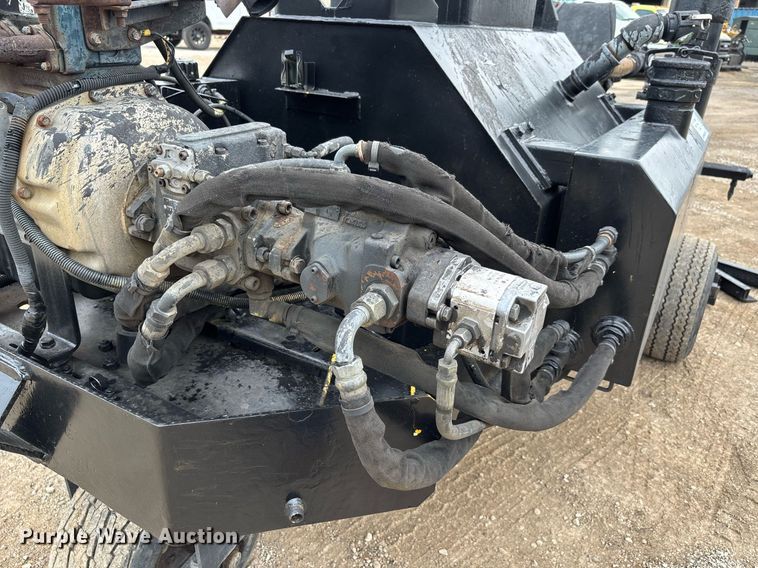 image for item DW7185 Sealcoat squeegee machine