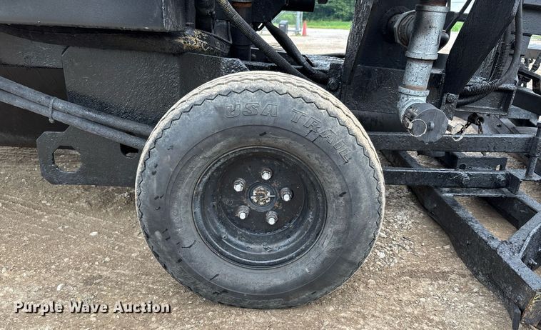 image for item DW7185 Sealcoat squeegee machine