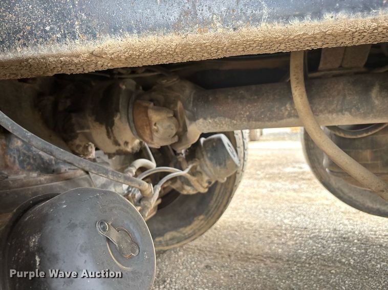 image for item DW7188 1995 Mack RD dump truck