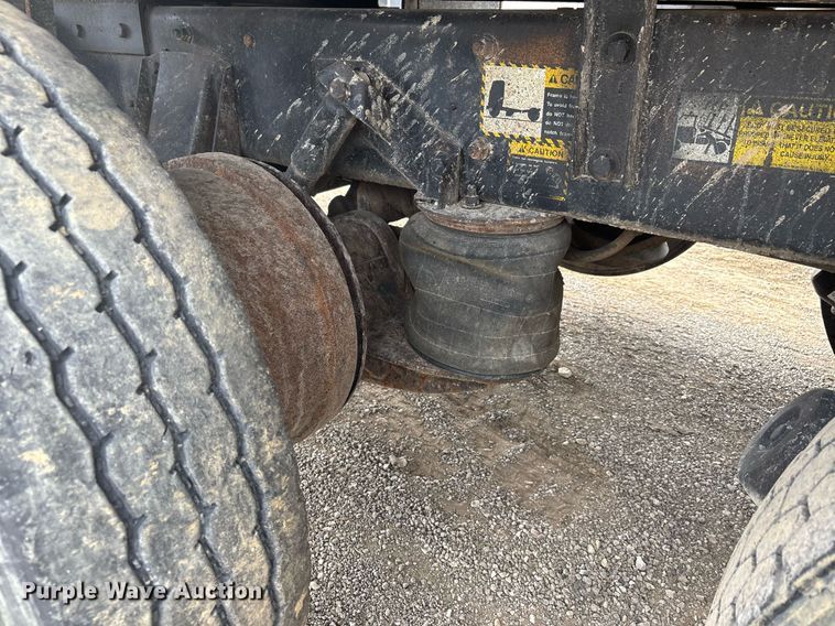 image for item DW7188 1995 Mack RD dump truck