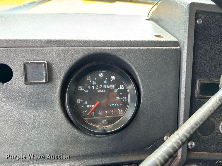 image for item DW7188 1995 Mack RD dump truck