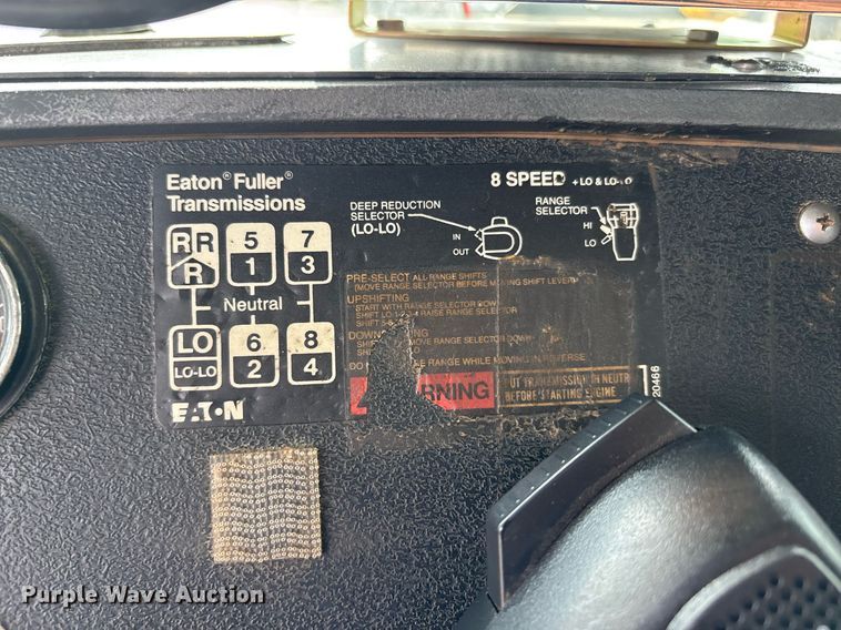 image for item DW7188 1995 Mack RD dump truck