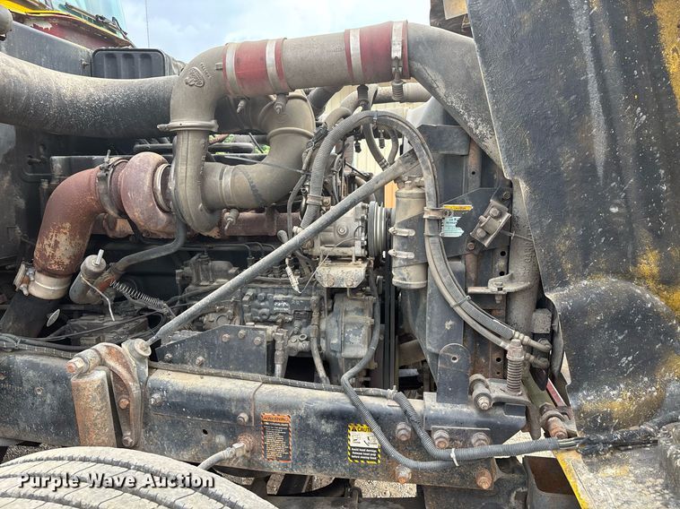 image for item DW7188 1995 Mack RD dump truck