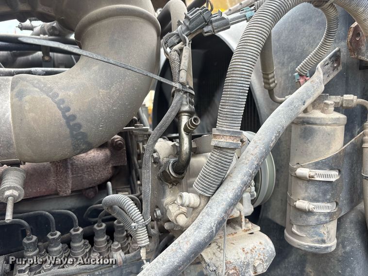 image for item DW7188 1995 Mack RD dump truck