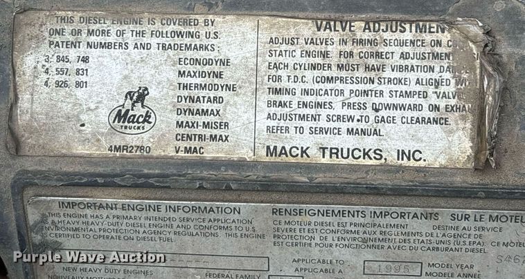 image for item DW7188 1995 Mack RD dump truck