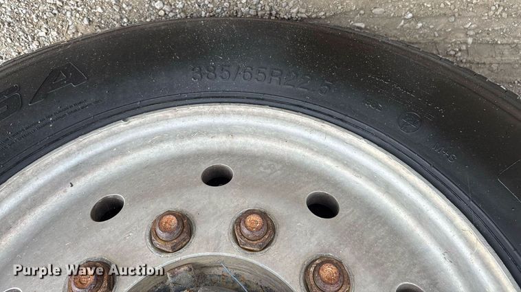 image for item DW7188 1995 Mack RD dump truck