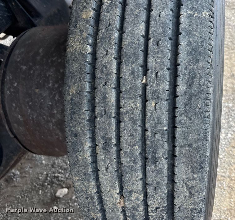 image for item DW7188 1995 Mack RD dump truck