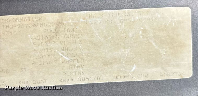 image for item DW7188 1995 Mack RD dump truck