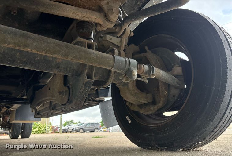 image for item DW7189 2008 Ford F450 Super Duty XL flatbed truck