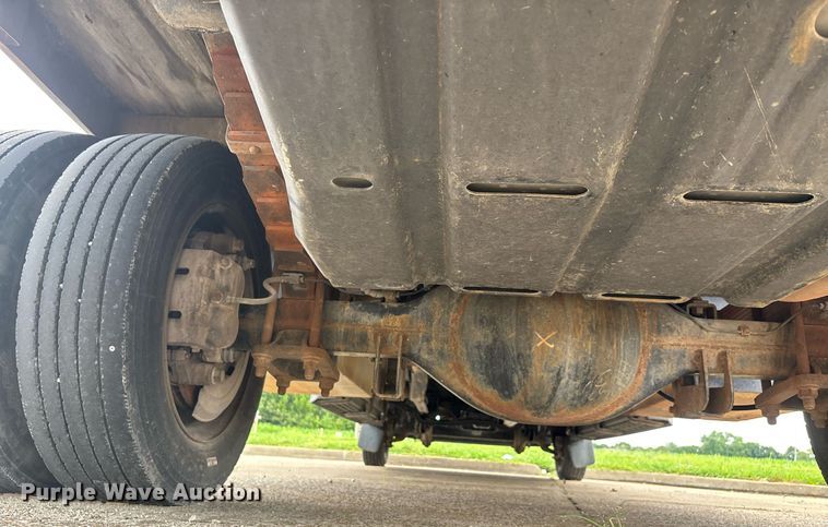 image for item DW7189 2008 Ford F450 Super Duty XL flatbed truck