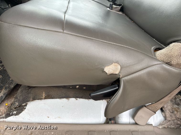 image for item DW7189 2008 Ford F450 Super Duty XL flatbed truck