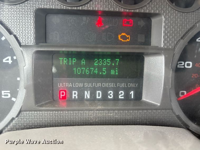 image for item DW7189 2008 Ford F450 Super Duty XL flatbed truck