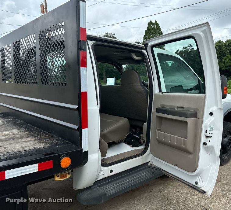 image for item DW7189 2008 Ford F450 Super Duty XL flatbed truck