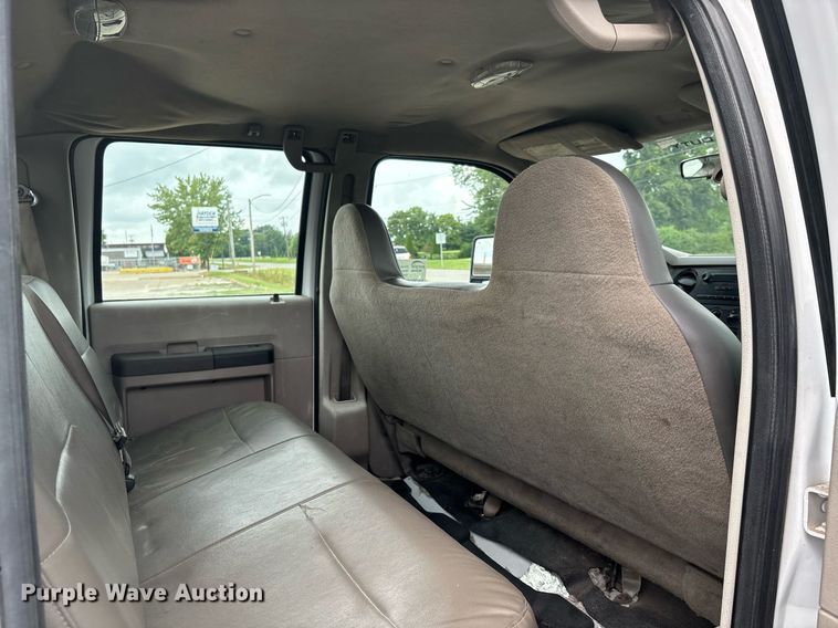 image for item DW7189 2008 Ford F450 Super Duty XL flatbed truck