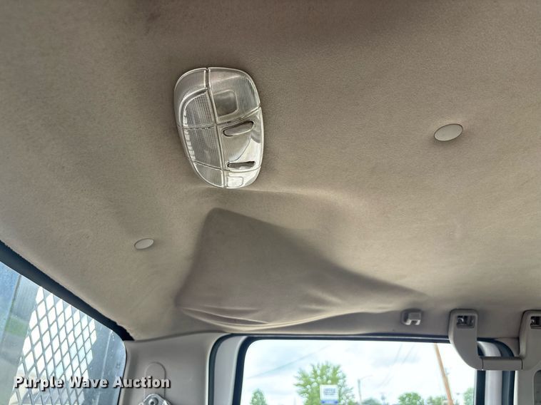 image for item DW7189 2008 Ford F450 Super Duty XL flatbed truck