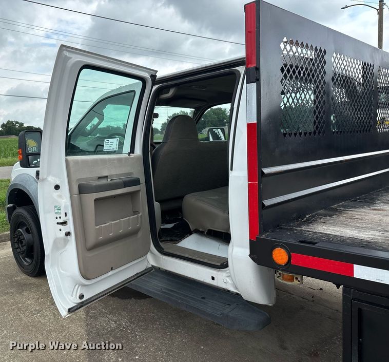 image for item DW7189 2008 Ford F450 Super Duty XL flatbed truck