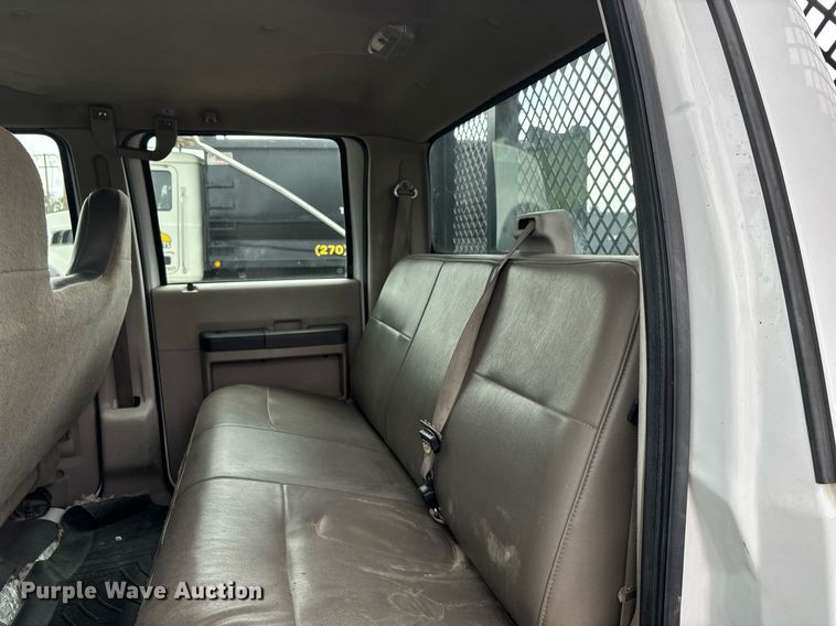 image for item DW7189 2008 Ford F450 Super Duty XL flatbed truck