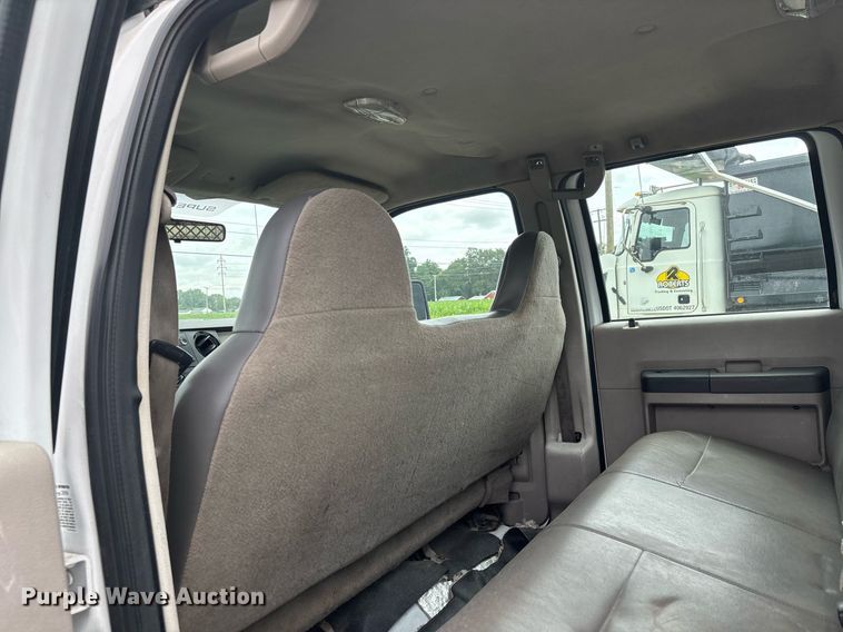 image for item DW7189 2008 Ford F450 Super Duty XL flatbed truck