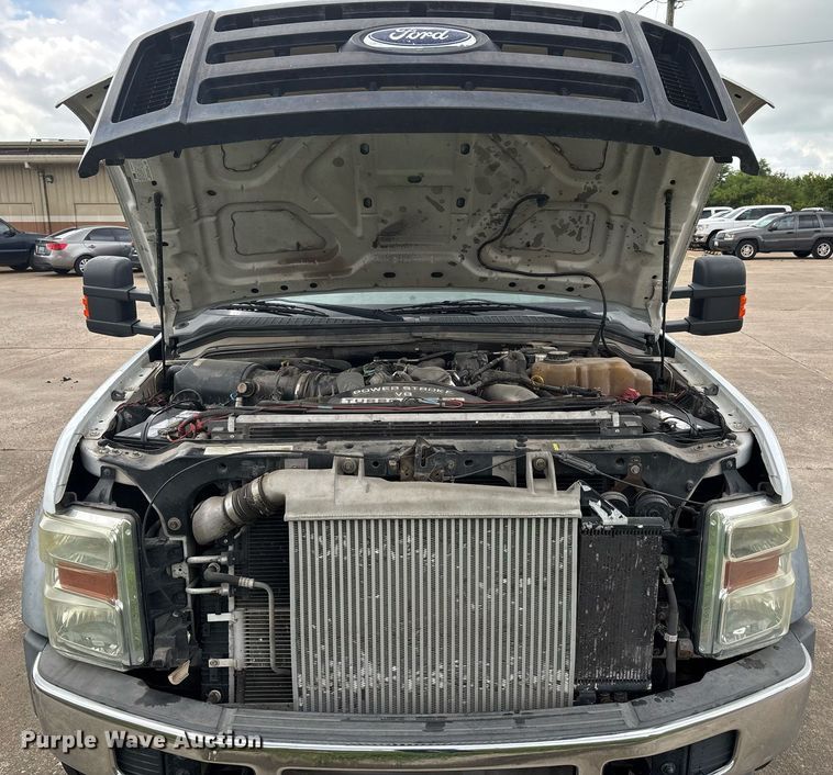 image for item DW7189 2008 Ford F450 Super Duty XL flatbed truck