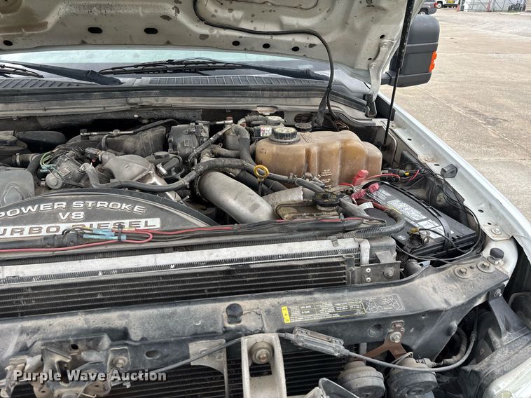 image for item DW7189 2008 Ford F450 Super Duty XL flatbed truck