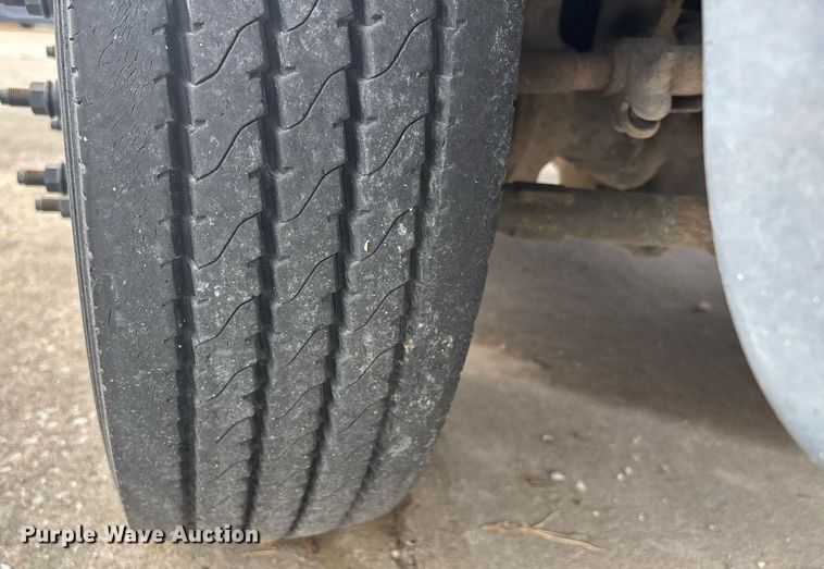 image for item DW7189 2008 Ford F450 Super Duty XL flatbed truck