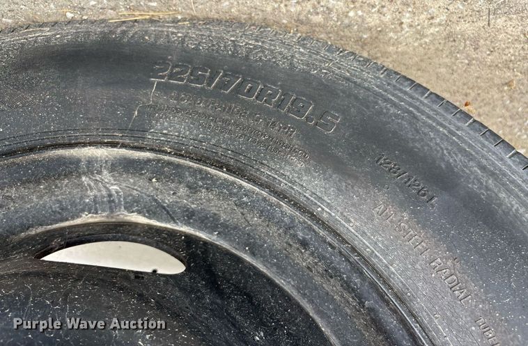 image for item DW7189 2008 Ford F450 Super Duty XL flatbed truck