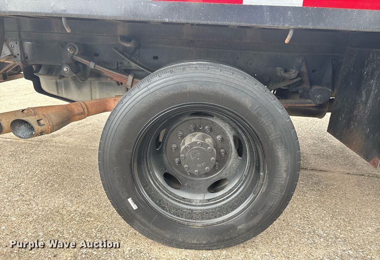 image for item DW7189 2008 Ford F450 Super Duty XL flatbed truck