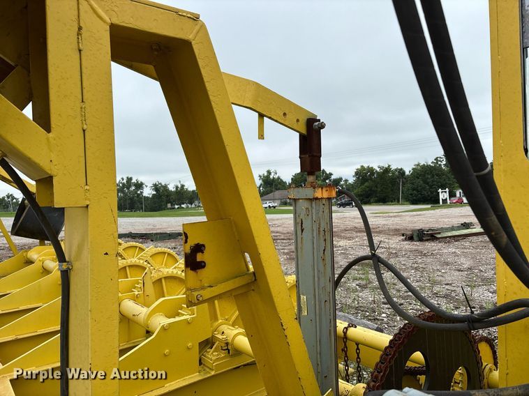 image for item DW7201 Fulghum rosserhead debarker