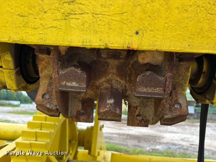 image for item DW7201 Fulghum rosserhead debarker