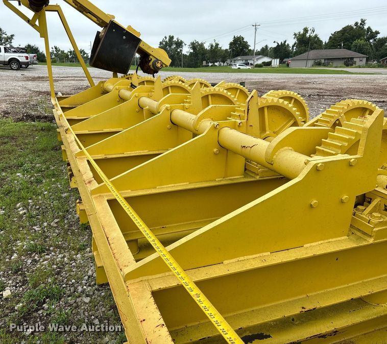 image for item DW7201 Fulghum rosserhead debarker