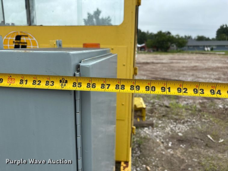 image for item DW7201 Fulghum rosserhead debarker