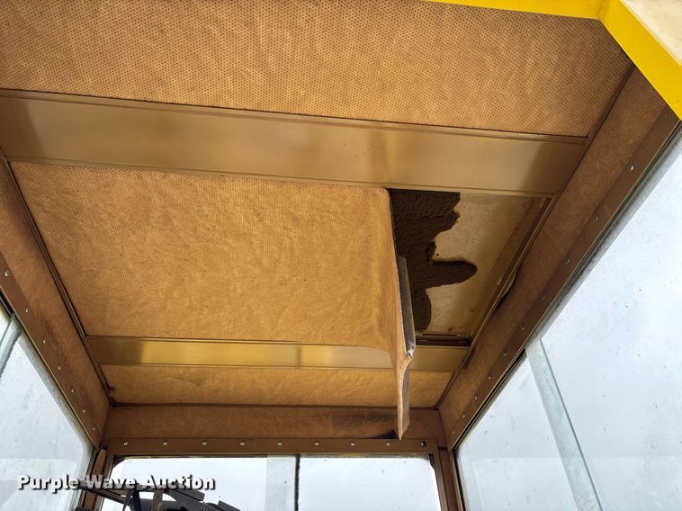 image for item DW7201 Fulghum rosserhead debarker