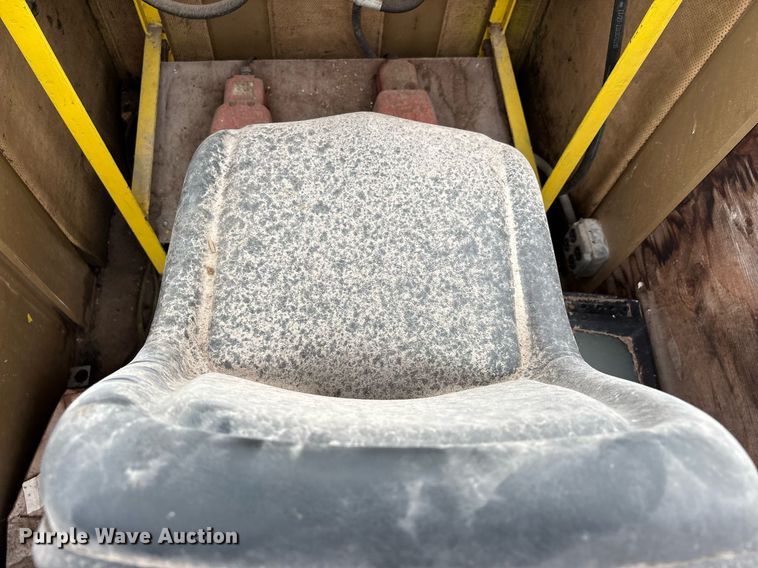 image for item DW7201 Fulghum rosserhead debarker