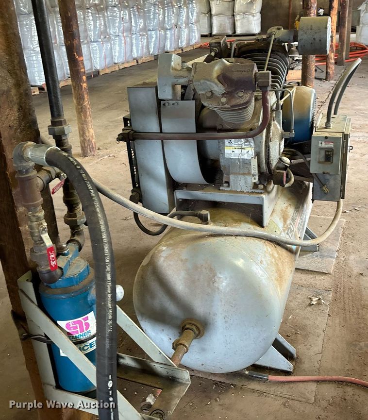 image for item DW7203 Ingersoll Rand T30 air compressor