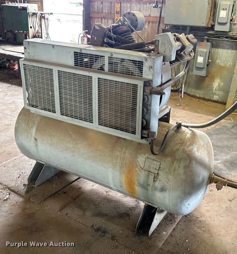 image for item DW7203 Ingersoll Rand T30 air compressor