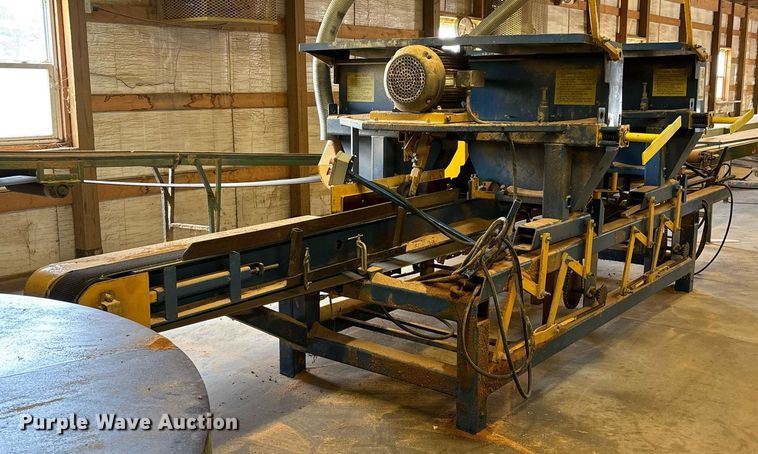 image for item DW7211 Baker Products bandsaw