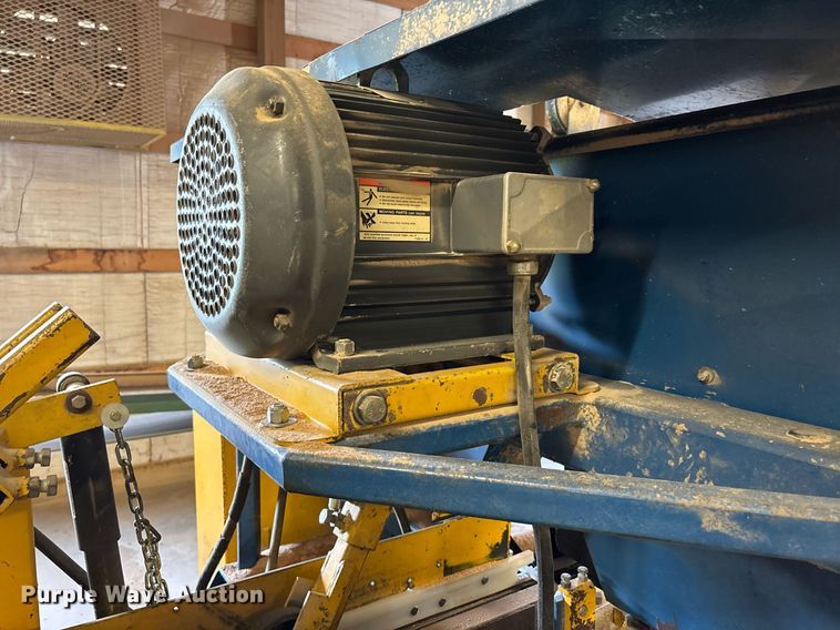 image for item DW7211 Baker Products bandsaw