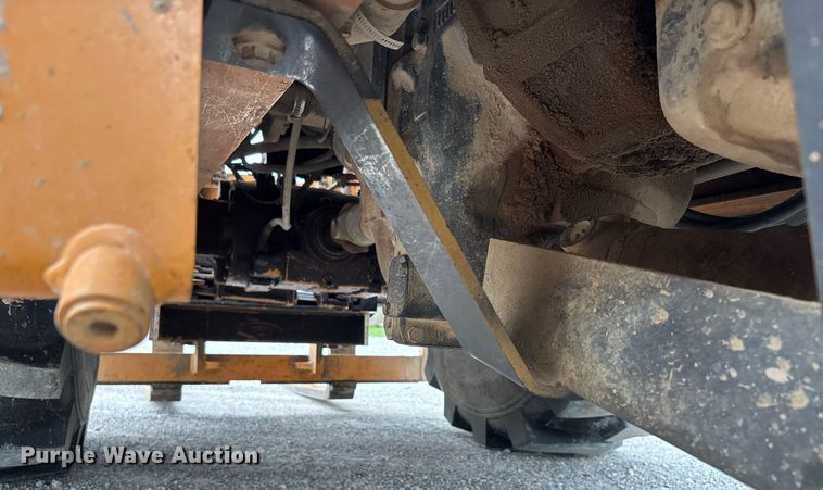 image for item DW7218 Case 586G forklift