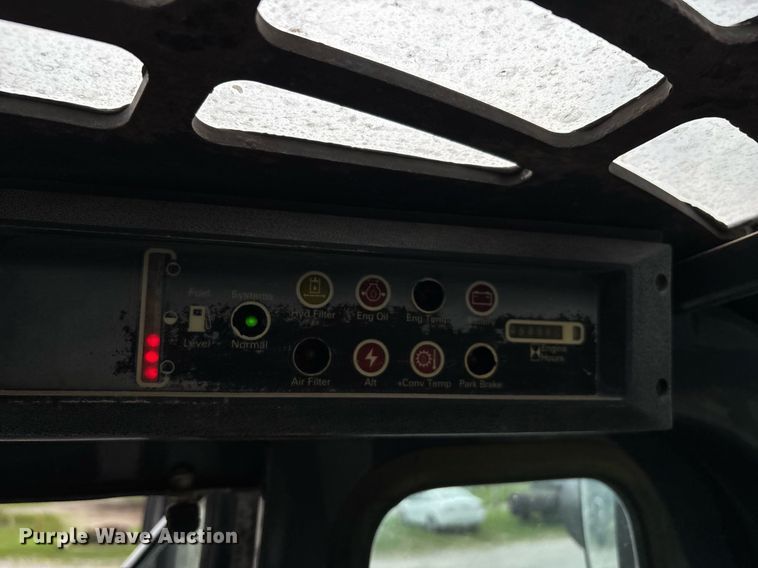 image for item DW7218 Case 586G forklift