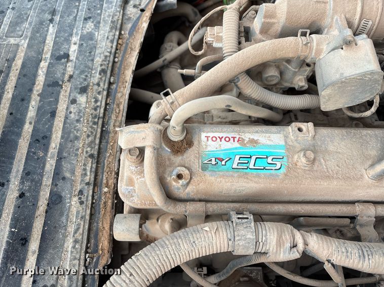 image for item DW7219 Toyota 8FGU25 forklift