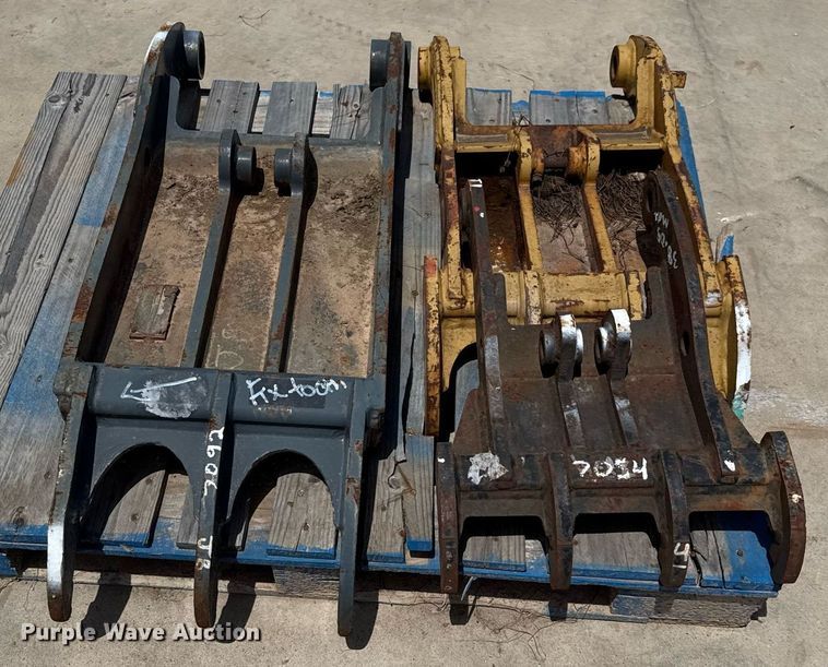 image for item DX5639 (3) excavator thumbs