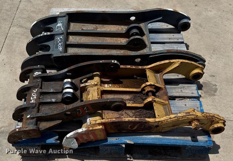 image for item DX5639 (3) excavator thumbs