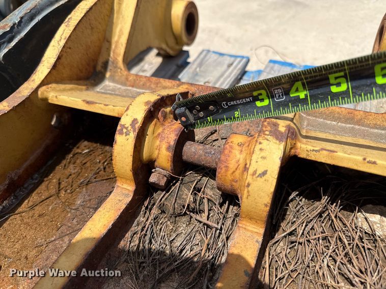 image for item DX5639 (3) excavator thumbs