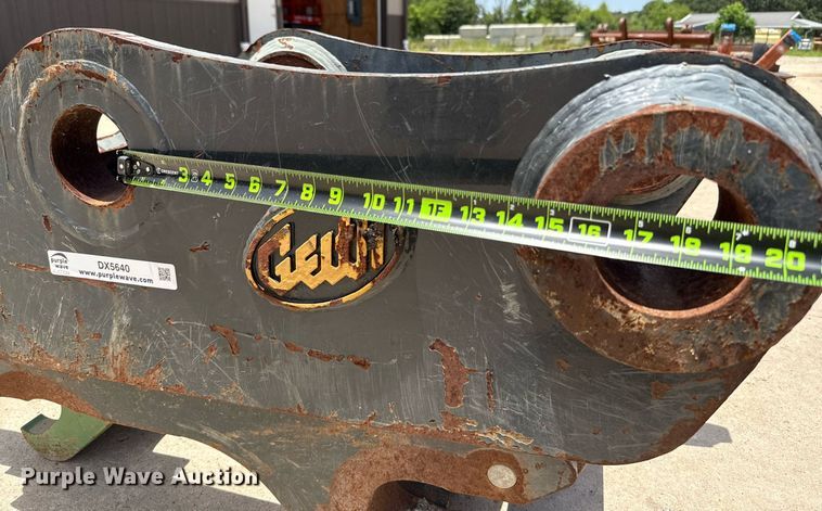 image for item DX5640 Geith quick coupler