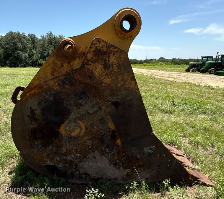 image for item DX5648 Central Fabricators 365 excavator bucket