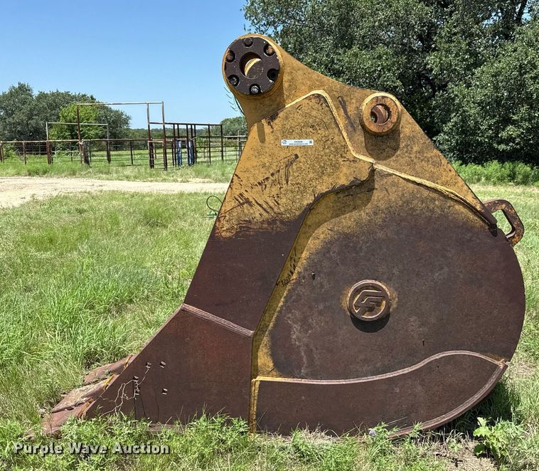 image for item DX5648 Central Fabricators 365 excavator bucket