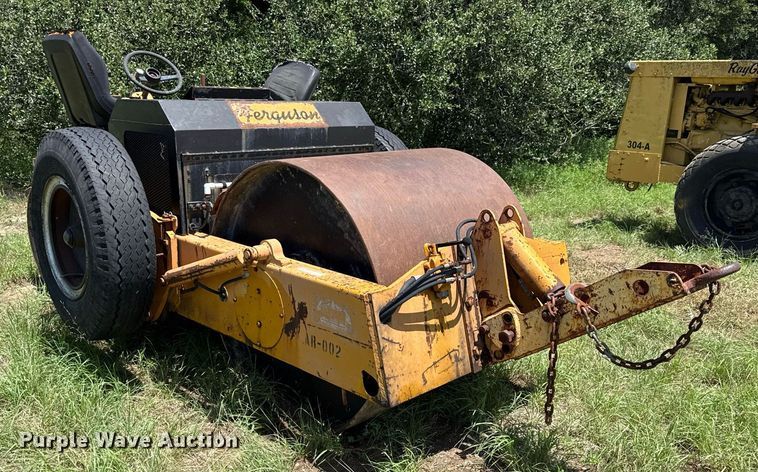 image for item DX5654 Ferguson 46 double drum roller